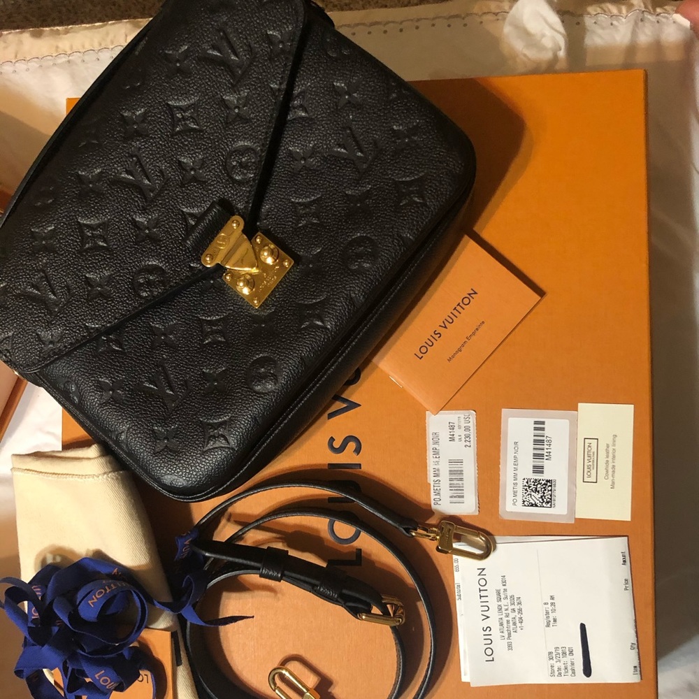 ❌SOLD❌Louis Vuitton Pochette Métis Empriente